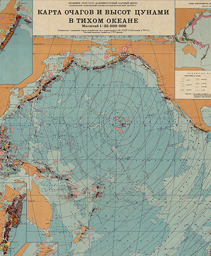Карта очагов и высот цунами в Тихом океане